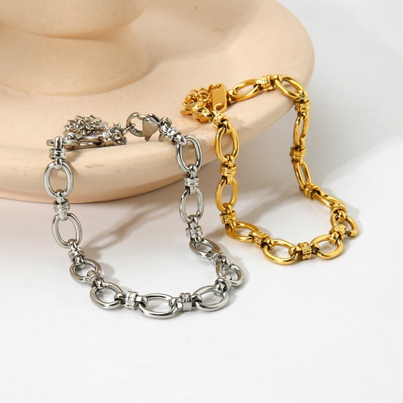 Simplicity Series goudkleurige roestvrijstalen schakelarmband 2