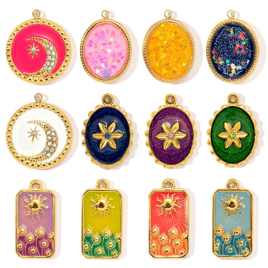1 pezzo di lusso, serie squisita di tarocchi in acciaio inossidabile color oro, ciondolo da donna Immagine5