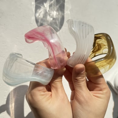 Braccialetti acrilici impilabili irregolari di alta qualità per le donne h5 Immagine2