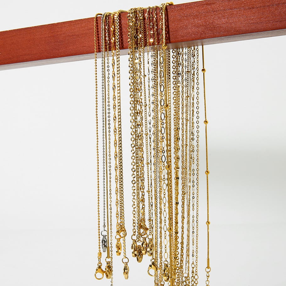 Einfache, vielseitige DIY-Kette aus goldfarbenem Edelstahl Bild4