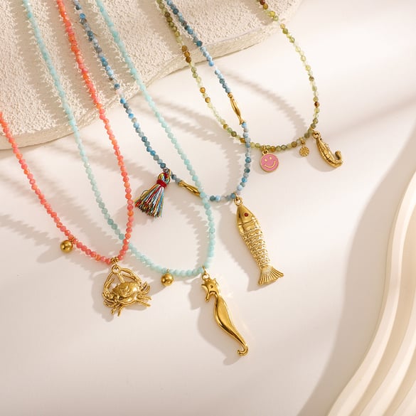 1 Paar einfache Serie Urlaub Schildkröte Edelstahl Gold Farbe Damen Anhänger Halsketten