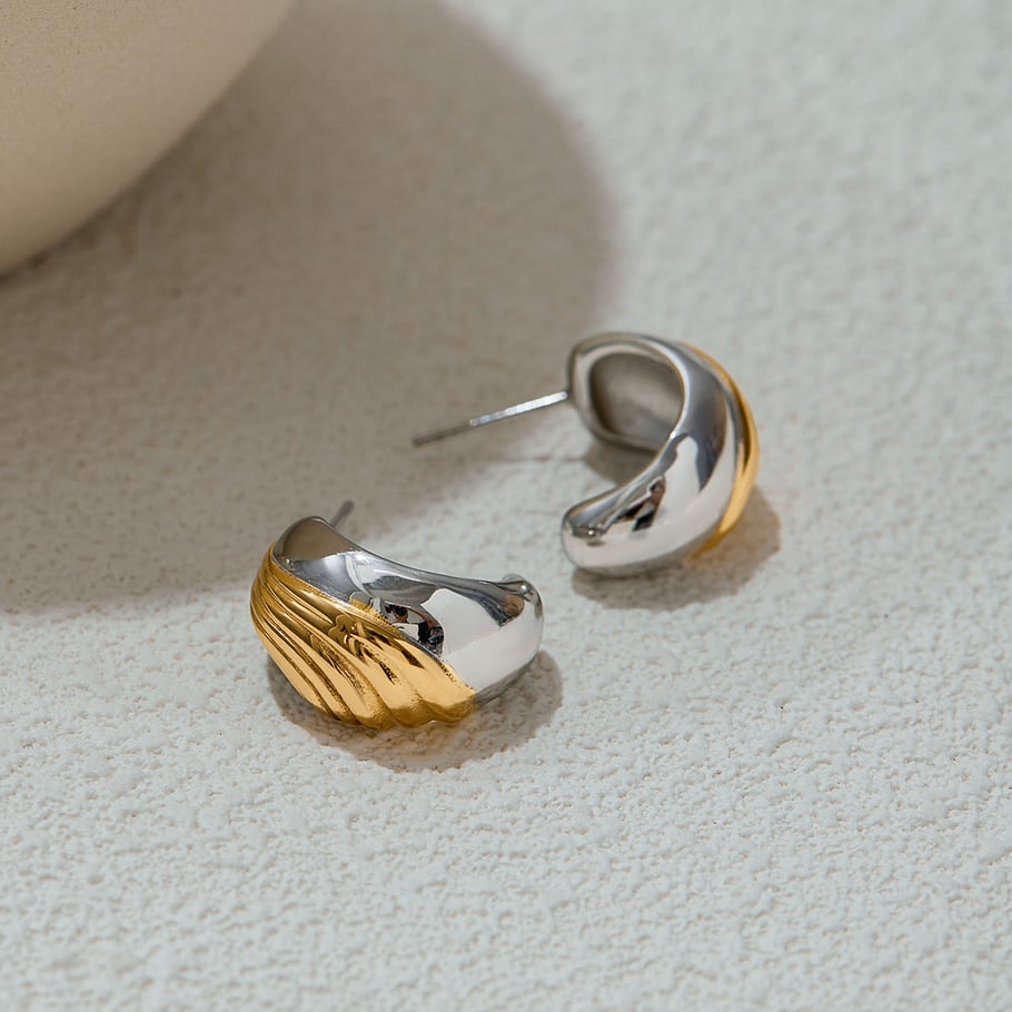 Simple Geometric Stainless Steel Mixed Color Stud Earrings Picture5