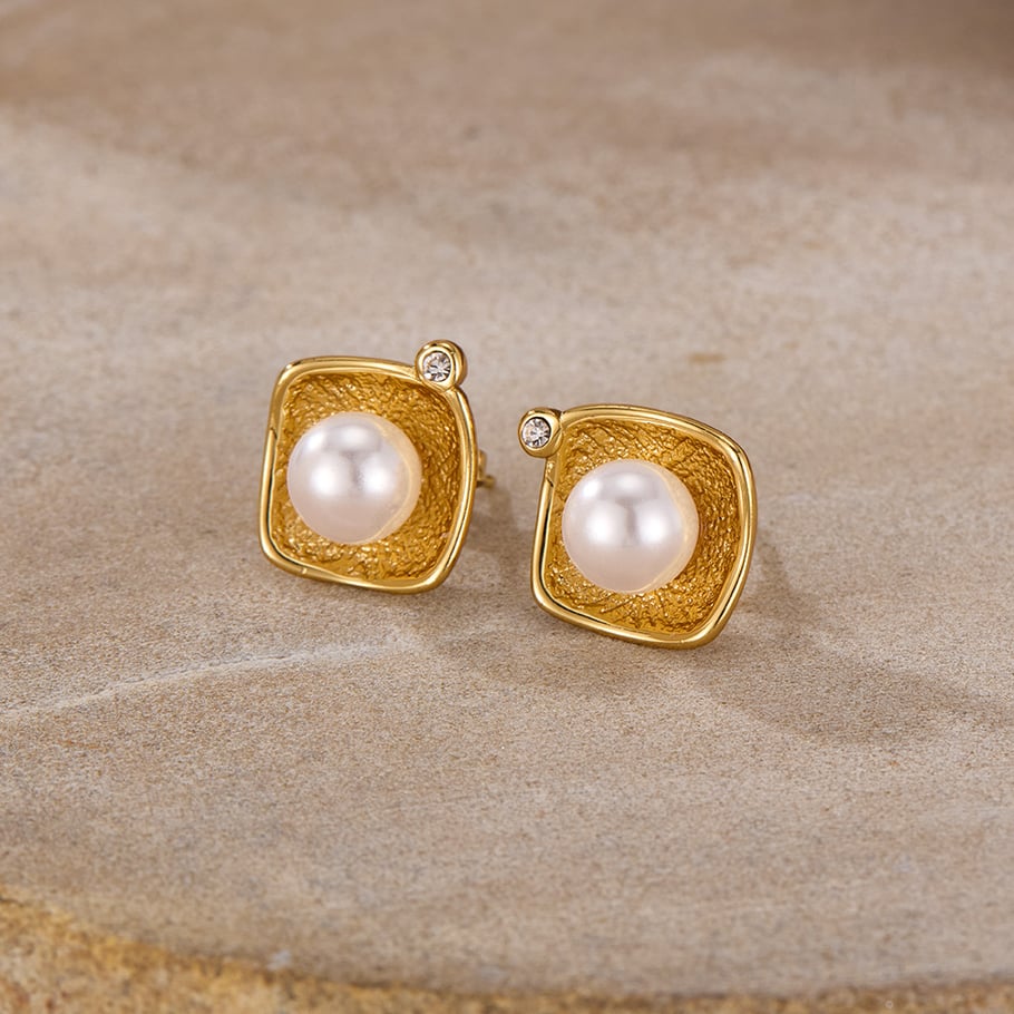 1 Paar Simple Series Tägliche geometrische Edelstahl Goldfarbene Damen-Ohrstecker Bild6