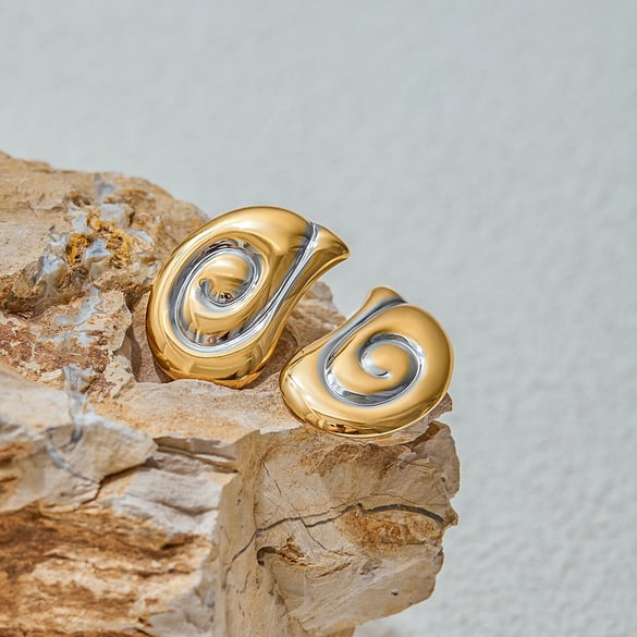 Pendientes de acero inoxidable en espiral con varios colores