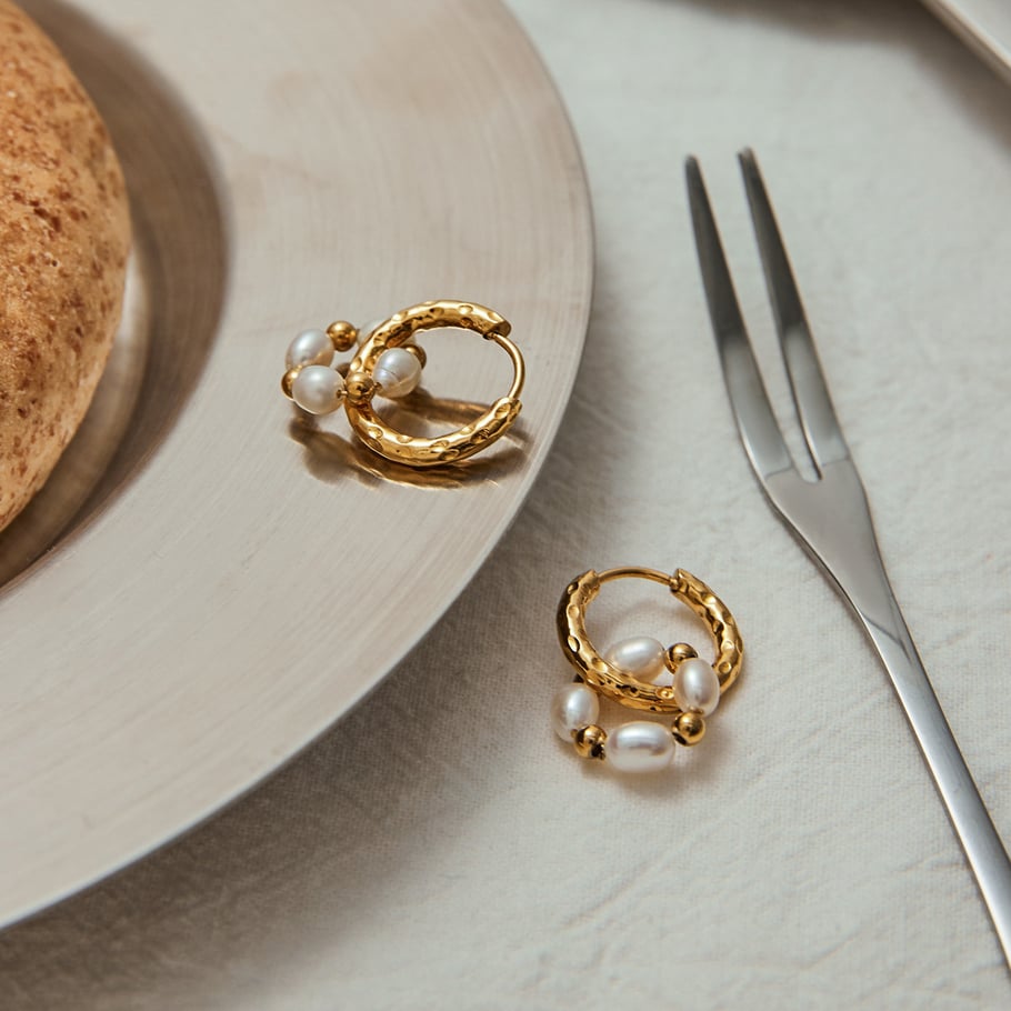 Retro Stainless Steel  Gold Color Pearl Hoop Earrings Picture6