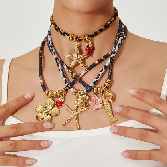 1 Paar luxuriöse Serie Sexy Turtle Edelstahl Gold Farbe Damen Anhänger Halsketten