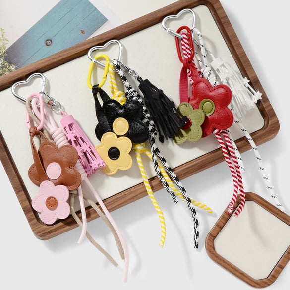Charms de sac à fleurs douces
