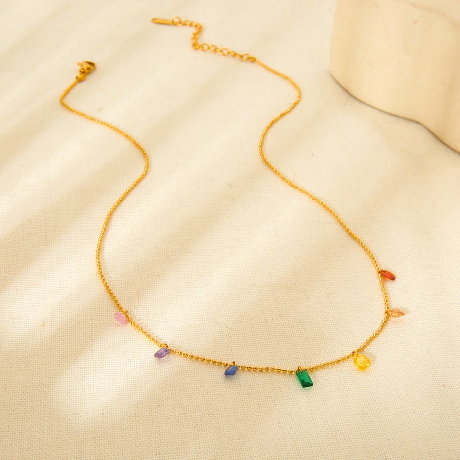 1 Paar einfache Serie täglich geometrische Edelstahl Gold Farbe Zirkon Damen Anhänger Halsketten Bild2
