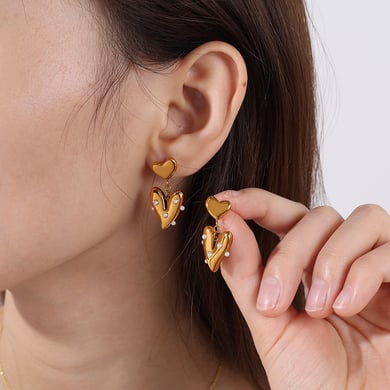 Pendientes colgantes de acero inoxidable color dorado con forma de corazón h5 Imagen5