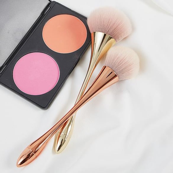 Powder Brush Gold Color Women's Makeup Brush 2
