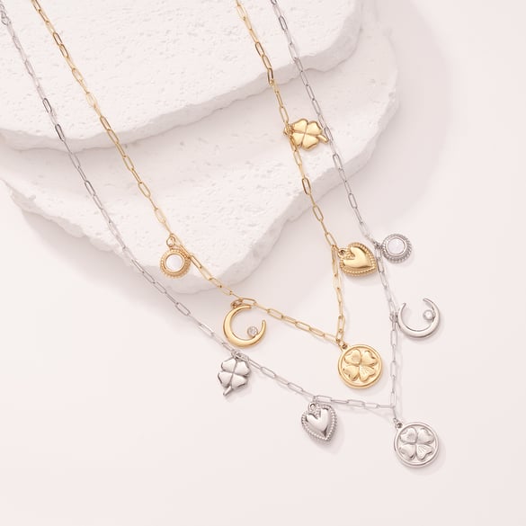 1 Piece Daily Clover Stainless Steel Gold Color Women's Pendant Necklaces 2
