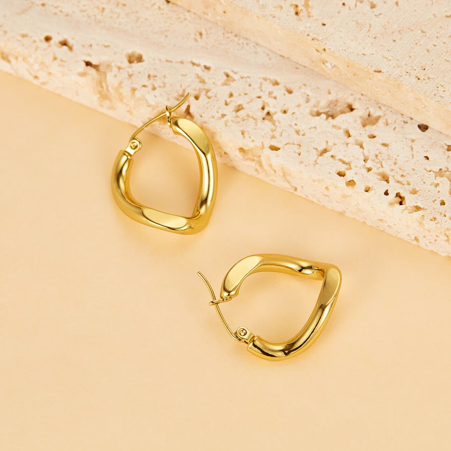 1 Paar einfache Serie süße geometrische Edelstahl Gold Farbe Damen Ohrstecker Bild4