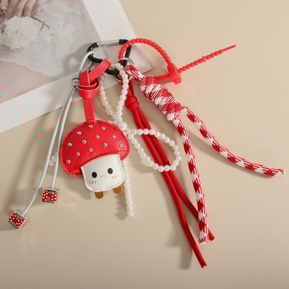 Accessoires mignons et élégants en forme de champignon pour sac à main pour femme 2