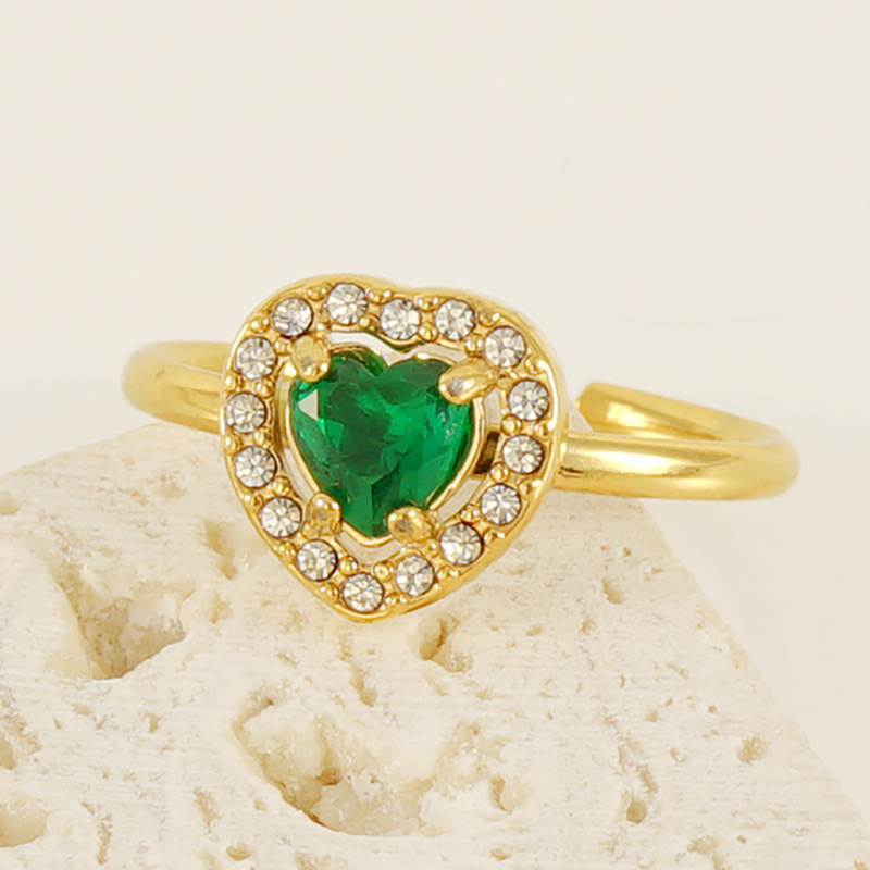 Anelli con pietre preziose color oro in acciaio inossidabile a forma di cuore Immagine3
