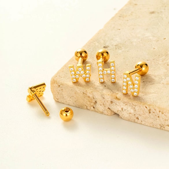 1 Paar Simple Series Simple Letter Kupfer Gold Farbe Zirkon Damen Piercings Ohrringe
