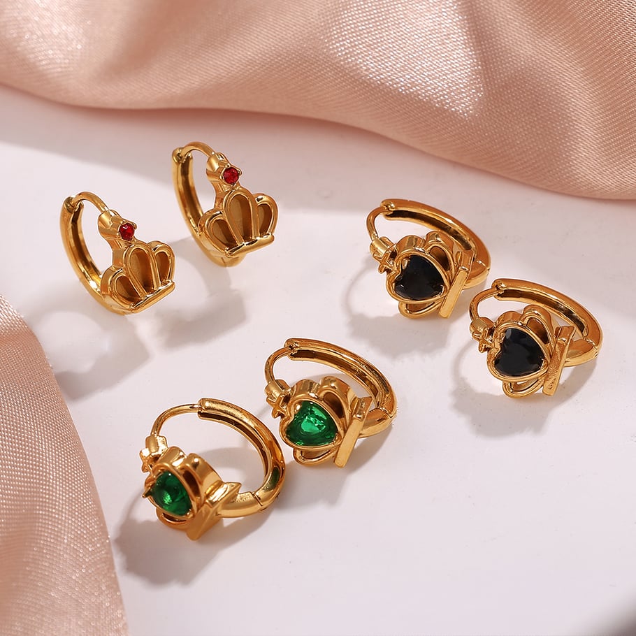 Pendientes de aro de acero inoxidable color dorado con forma de corazón Imagen4