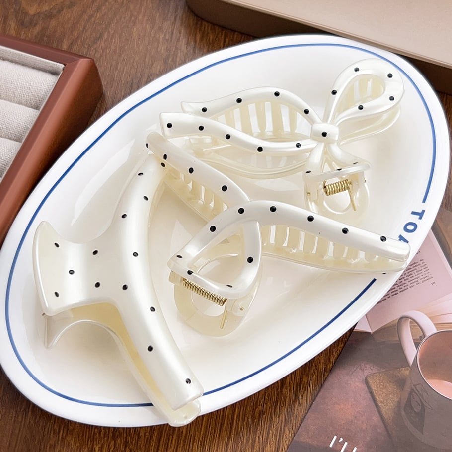 1 Piece Simple Series Elegant Polka Dots Resin Women's Hair Claws Picture2