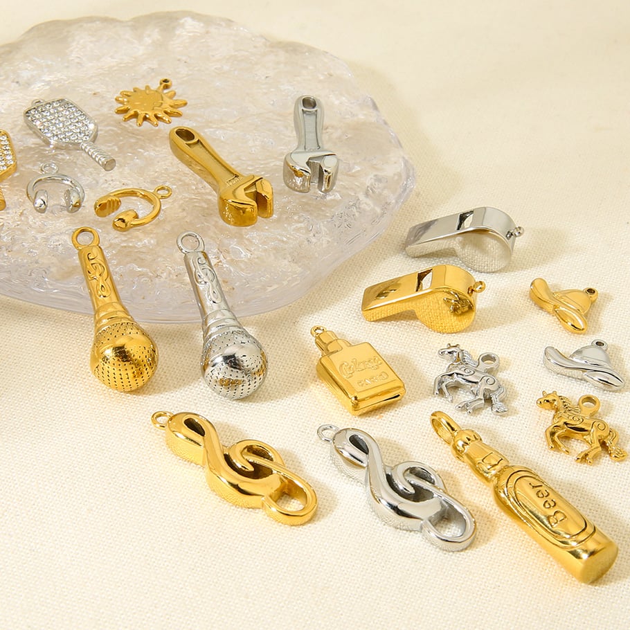 1 paio di ciondoli unisex geometrici in acciaio inossidabile color oro, serie semplice, giornalieri Immagine3