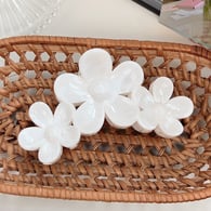 White Bild3
