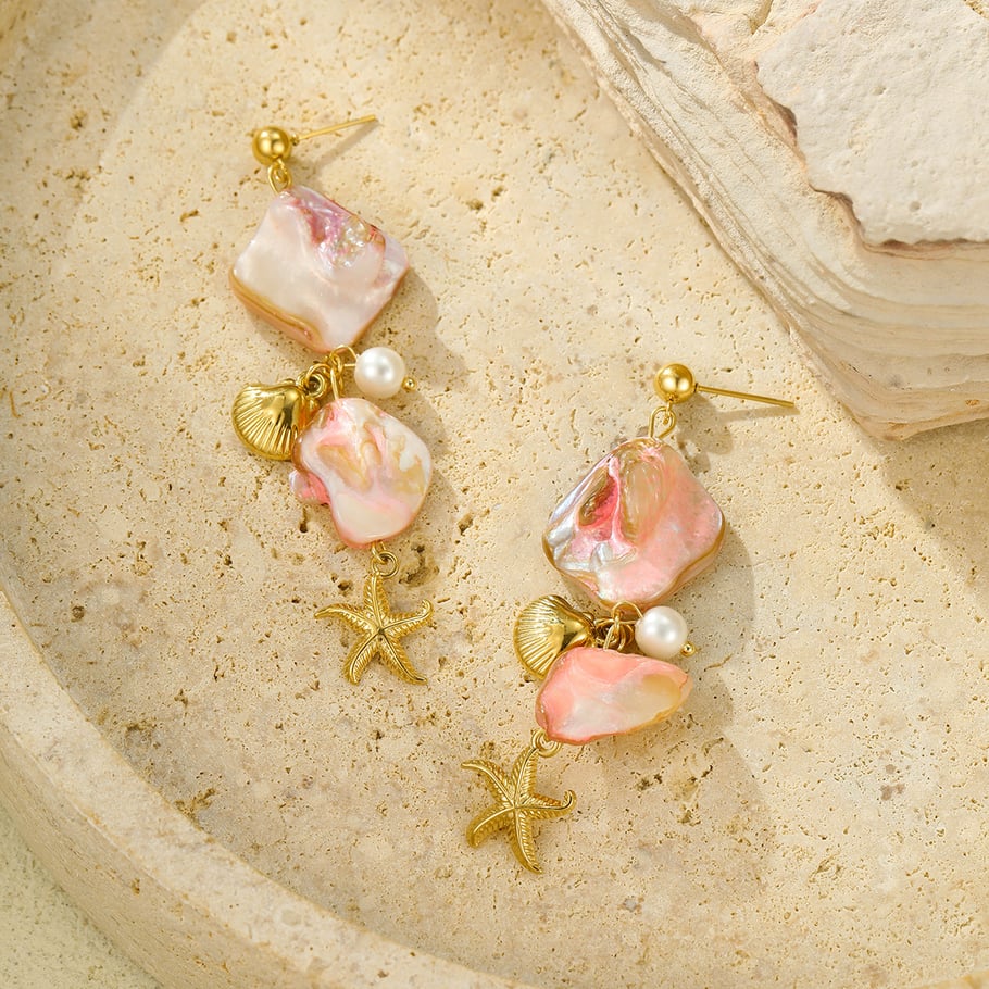 Pendientes de mujer con concha rosa y estrella de mar de la serie romántica Imagen3