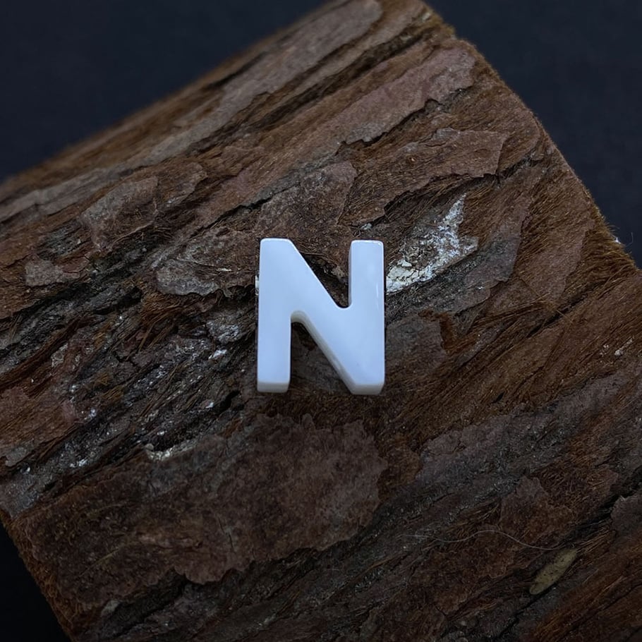 1 Piece Letter Shells Jewelry Beads 