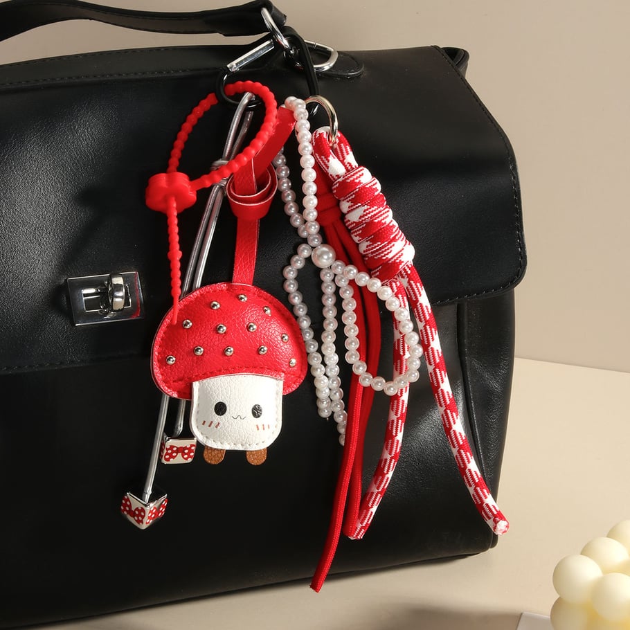 Süße stilvolle Pilz geformte Accessoires Damen Tasche Charms Bild5