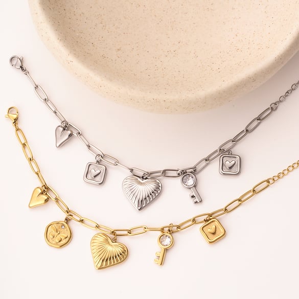 Bracelets à breloques pour femmes en acier inoxydable doré avec cœur brillant