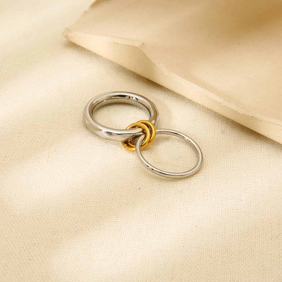 Anillos apilables de acero inoxidable elegantes de estilo lujoso Imagen4