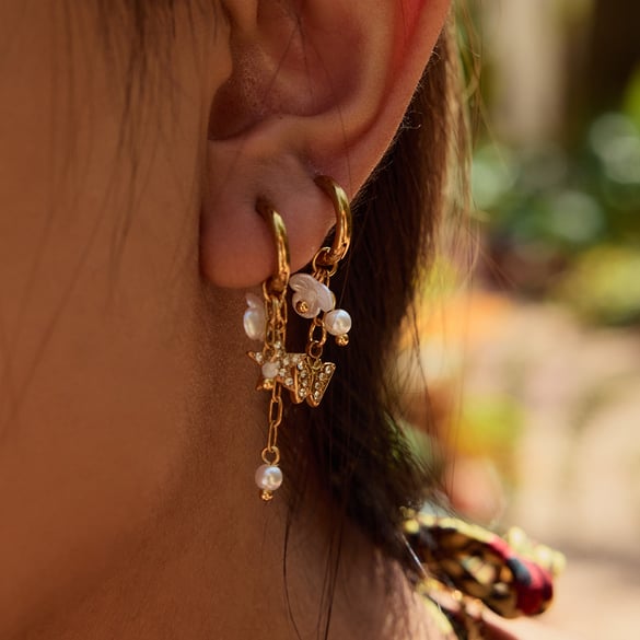 Orecchini pendenti in acciaio inossidabile color oro con fiori romantici