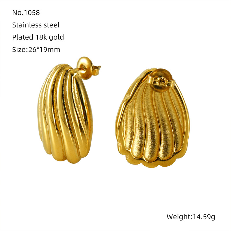 Orecchini a bottone in acciaio inossidabile color oro con conchiglia Immagine2
