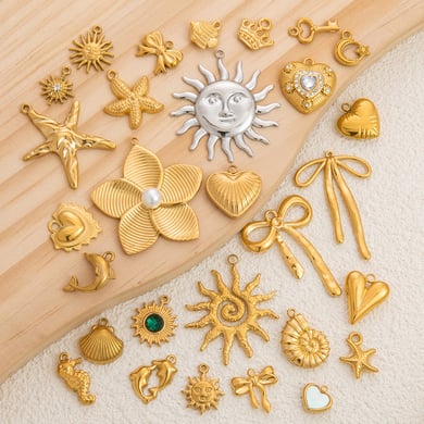 1 Paar Anhänger im Retro-Herz-Design der Romantischen Serie aus Edelstahl mit 18 Karat Vergoldung für Damen h5 Bild5