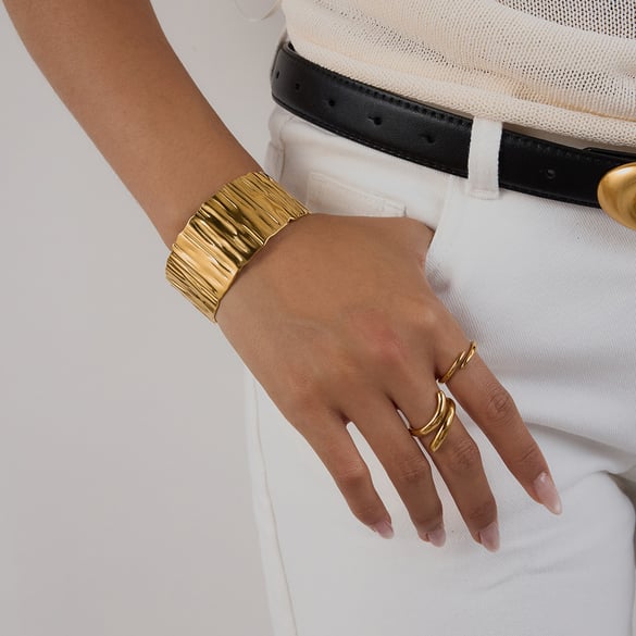 Bracelets manchettes en acier inoxydable de couleur unie, couleur or