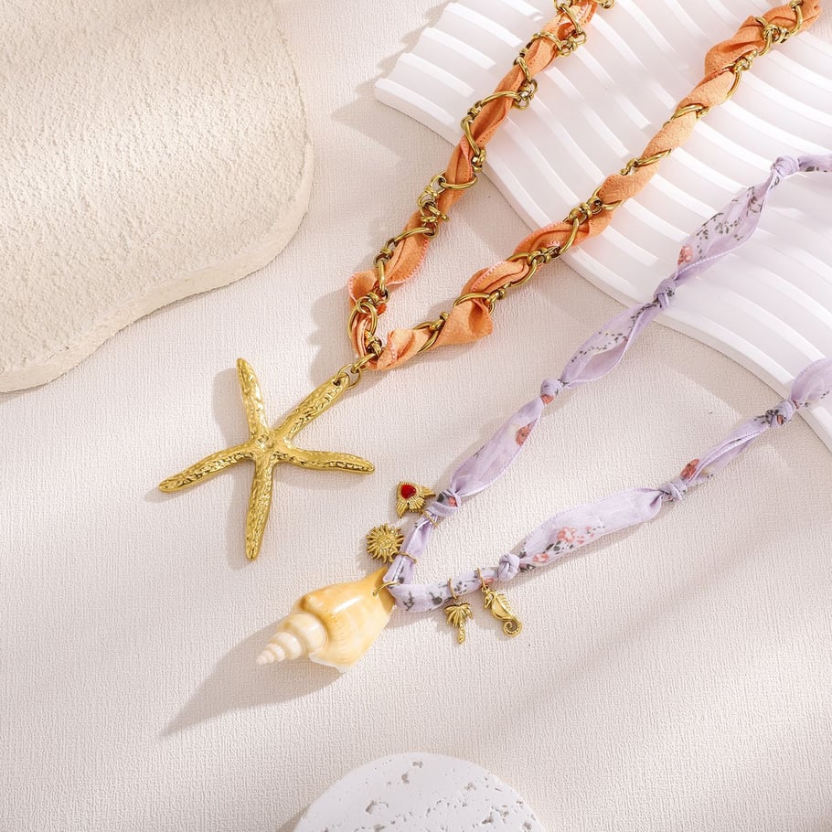 1 Paar Halsketten mit Anhänger „Romantic Series Vacation Turtle“ aus Edelstahl in Goldfarbe für Damen Bild3