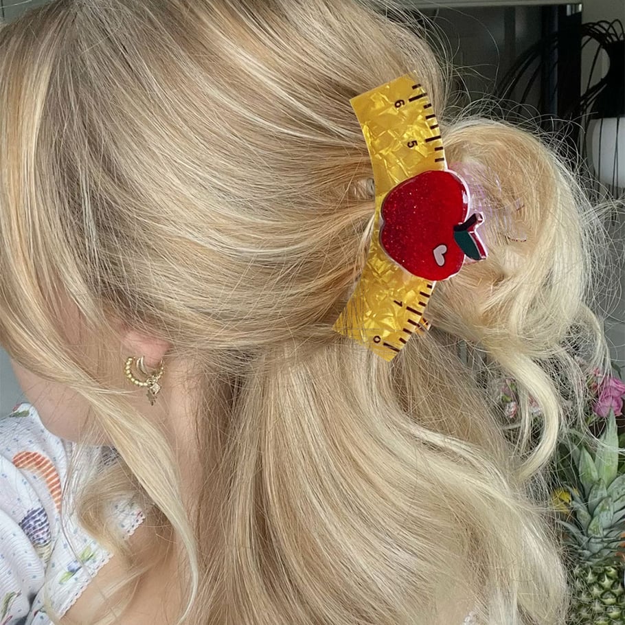 1 pince à cheveux en acrylique en forme de pomme pour femme Image2