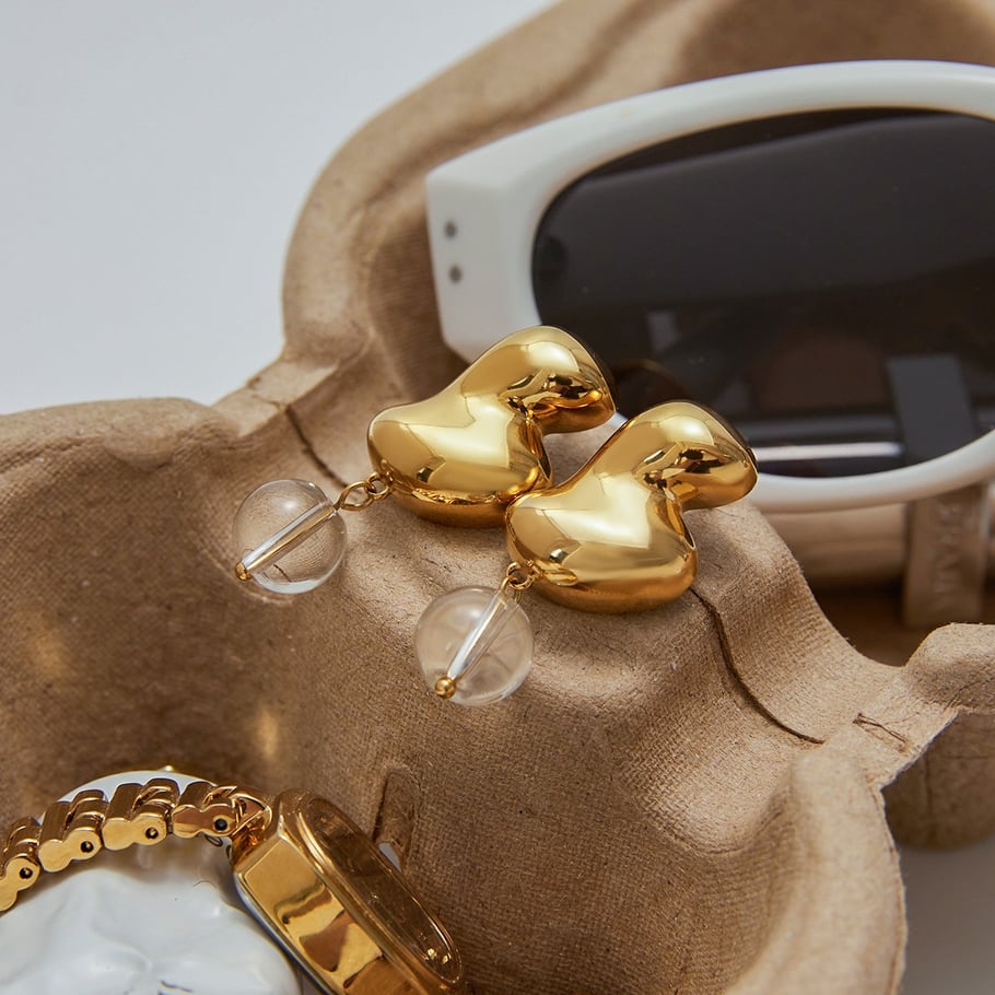 Pendientes colgantes de acero inoxidable color dorado con forma de corazón Imagen6