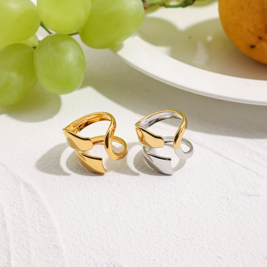 Einfache geometrische Edelstahl Gold Farbe Minimalist Ringe Bild4