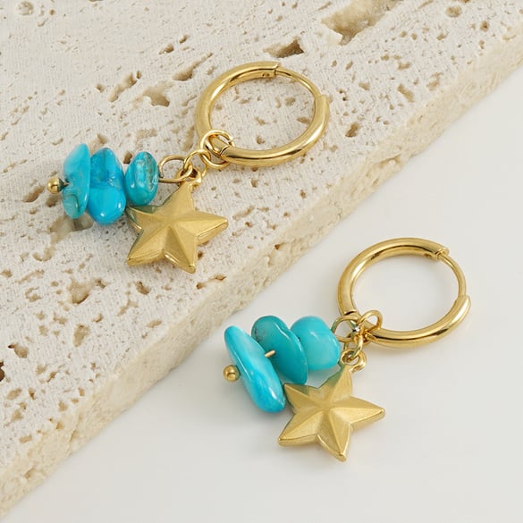 Pendientes colgantes de acero inoxidable con forma de estrella en color dorado