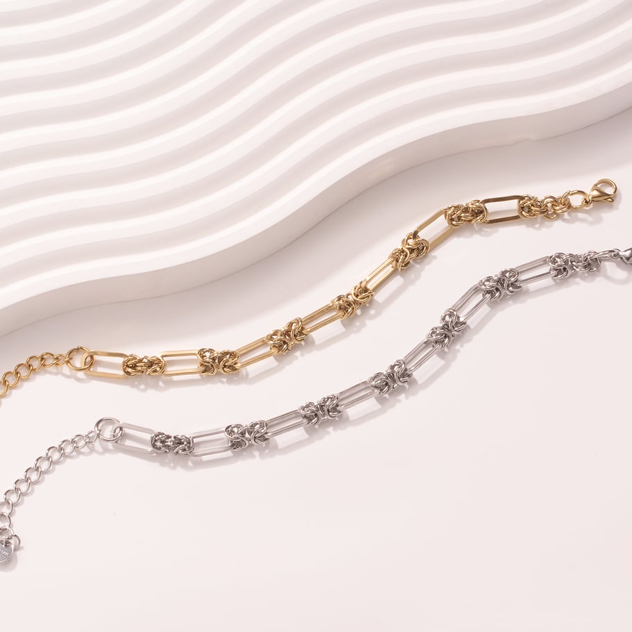 Braccialetti con ciondoli minimalisti da donna in acciaio inossidabile color oro Immagine5