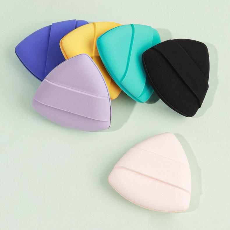 1 Stück Dreieckiger weicher Make-up-Puff für Damen Bild2