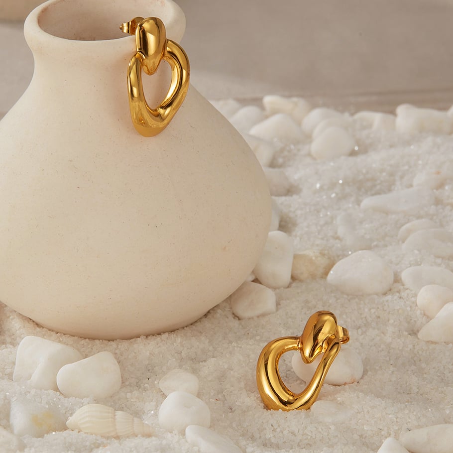 1 paio di orecchini a bottone da donna in acciaio inossidabile color oro, serie semplice, adatti a tutti i giorni Immagine5
