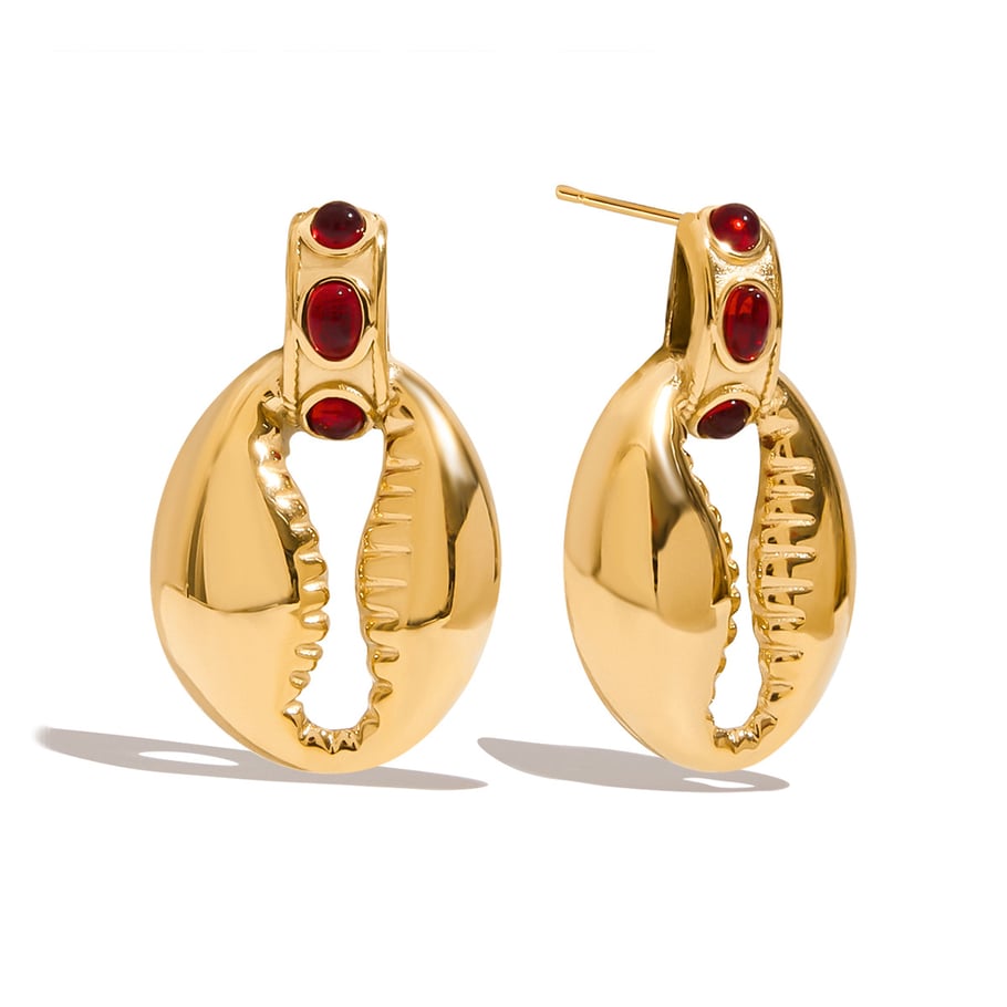 Ohrstecker aus Edelstahl mit Muscheln in Goldfarbe 