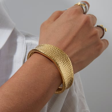 Simple Stainless Steel Gold Color Cuff Bracelets h5 Picture4
