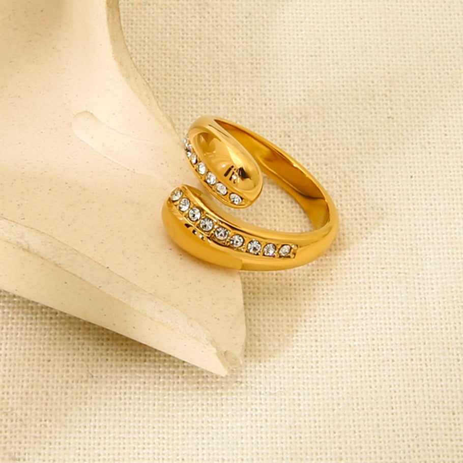 Anillos apilables de acero inoxidable elegantes de estilo lujoso Imagen3