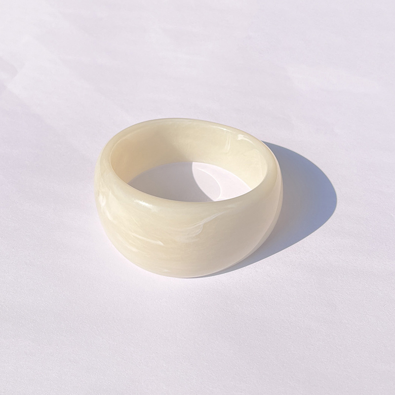 Light Luxury Round Smooth - surface Blurred Acrylic Women's Bracelets Picture4