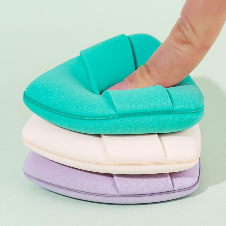 1 Stück Dreieckiger weicher Make-up-Puff für Damen Bild5