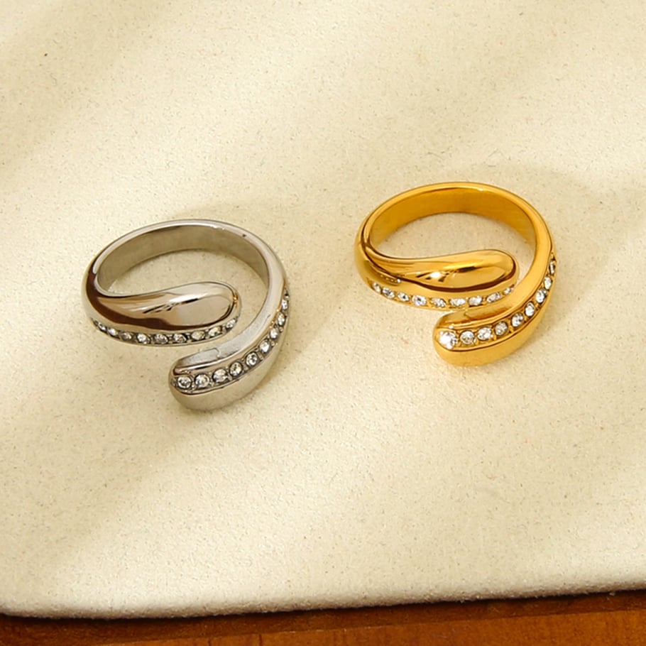 Anillos apilables de acero inoxidable elegantes de estilo lujoso Imagen2