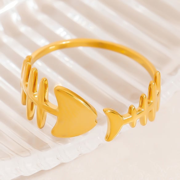 Anello da donna in acciaio inossidabile con lisca di pesce dorata 2