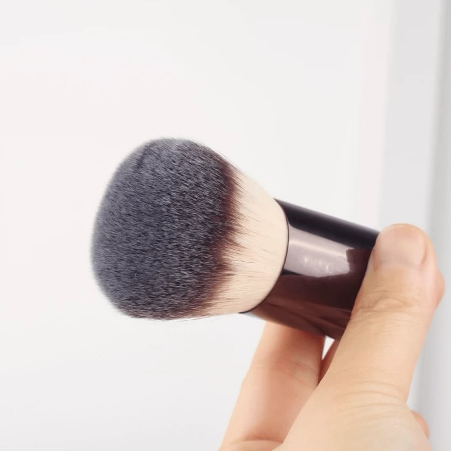 1 Stück flauschiger Mini-Make-up-Pinsel für Damen Bild4