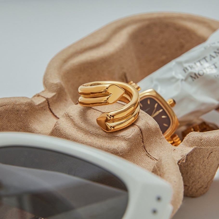 Simple Heart Stainless Steel Gold Color Minimalist Rings Picture5