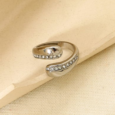 Anillos apilables de acero inoxidable elegantes de estilo lujoso h5 Imagen4